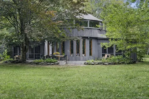 48 Decker Road Stanfordville NY 12581