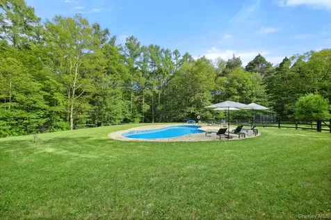 48 Decker Road Stanfordville NY 12581