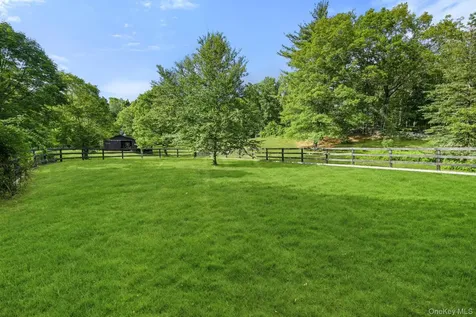 48 Decker Road Stanfordville NY 12581