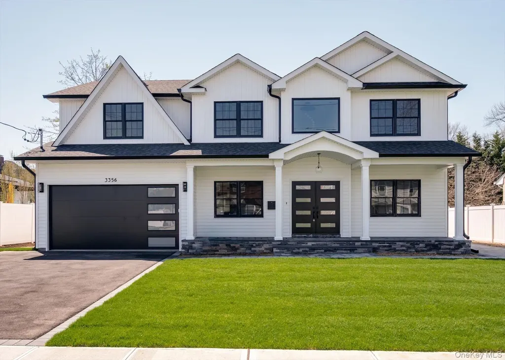 3356 Carrollton Avenue Wantagh NY 11793
