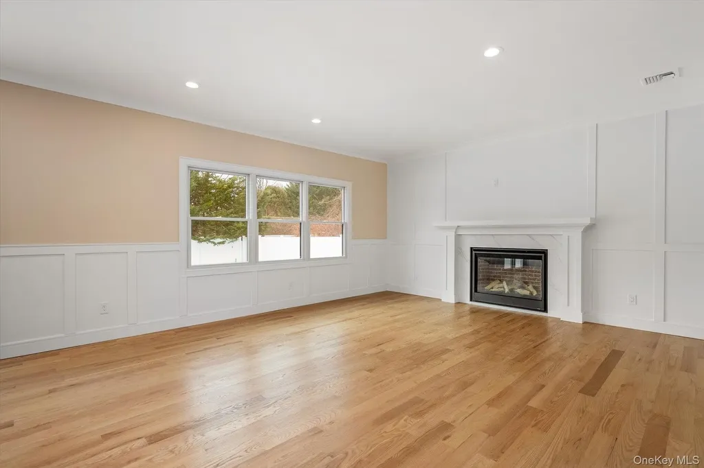 3356 Carrollton Avenue Wantagh NY 11793