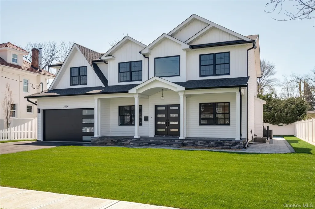3356 Carrollton Avenue Wantagh NY 11793