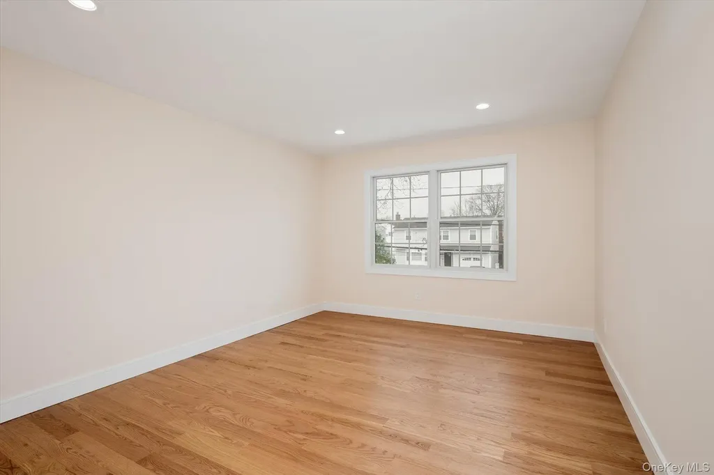 3356 Carrollton Avenue Wantagh NY 11793