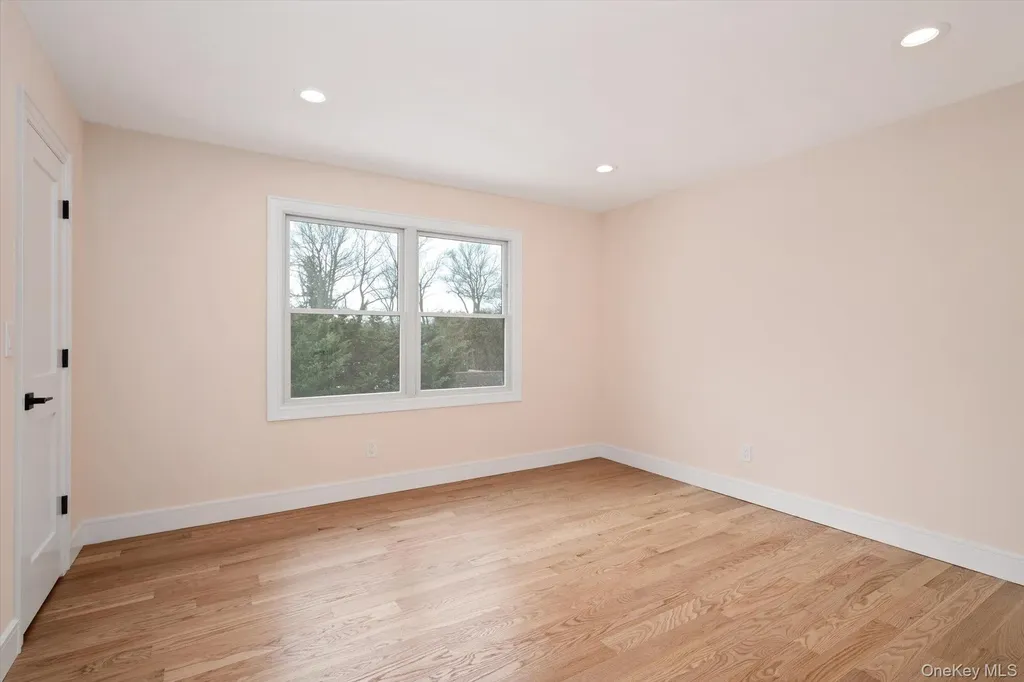 3356 Carrollton Avenue Wantagh NY 11793
