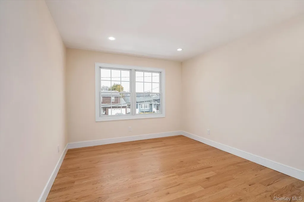 3356 Carrollton Avenue Wantagh NY 11793