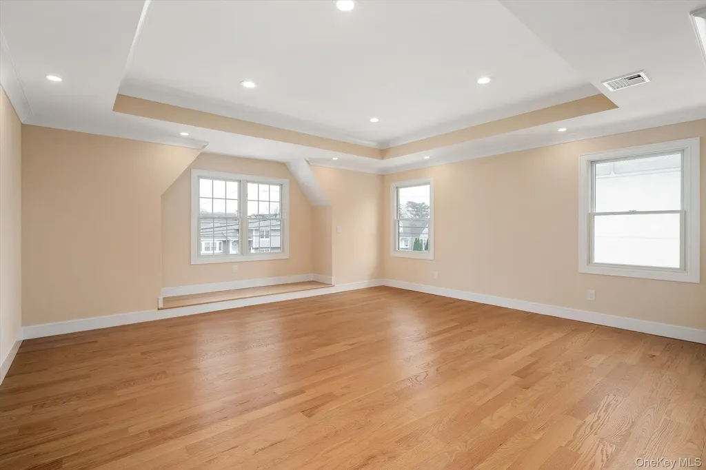 3356 Carrollton Avenue Wantagh NY 11793