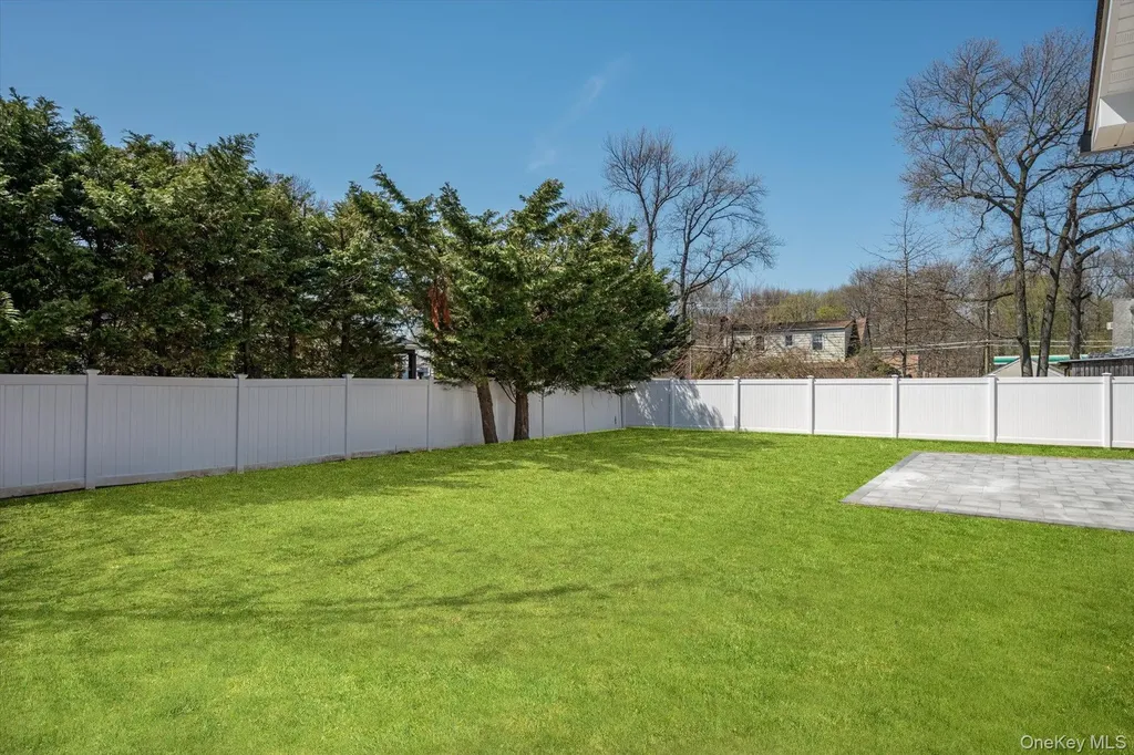 3356 Carrollton Avenue Wantagh NY 11793