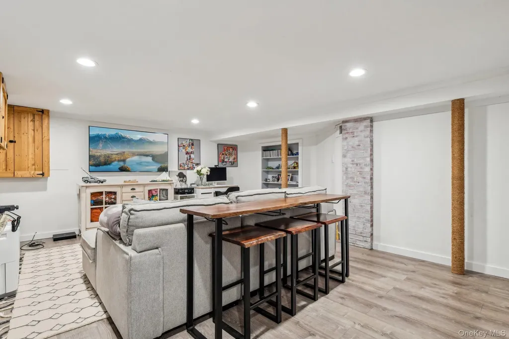 4 Jeffrey Lane Setauket NY 11733