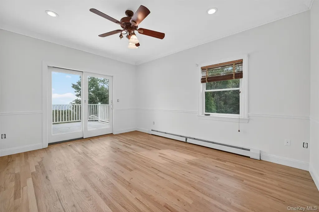 10 Soluri Lane Tomkins Cove NY 10986