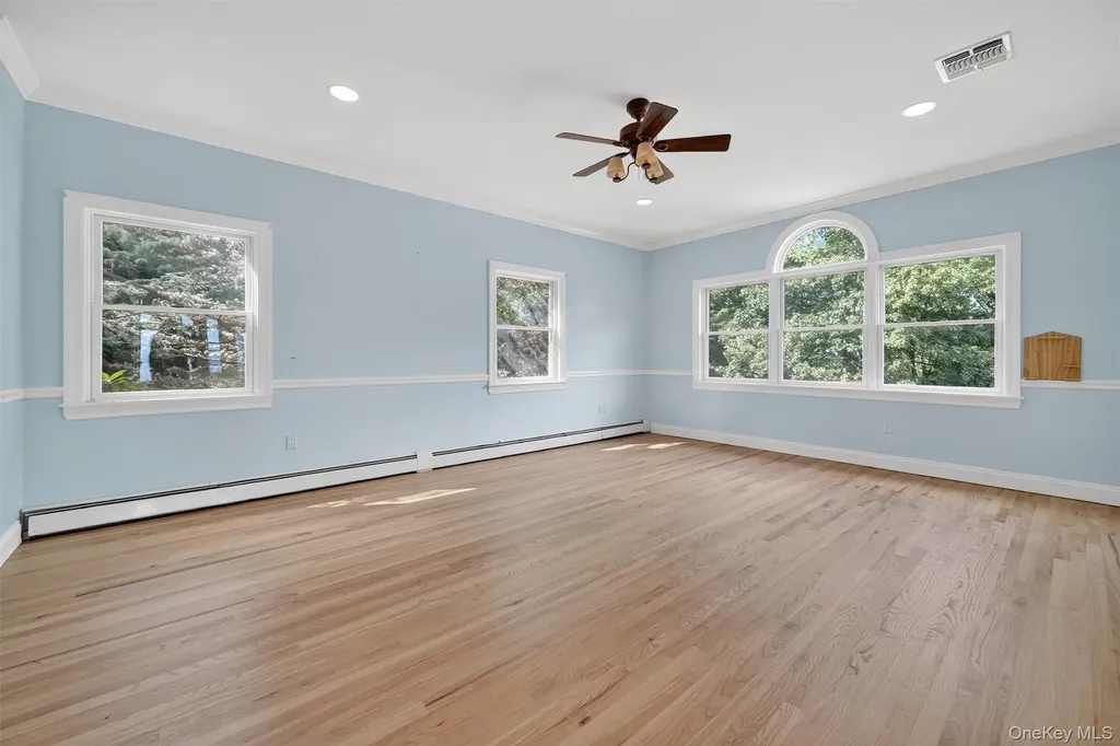 10 Soluri Lane Tomkins Cove NY 10986