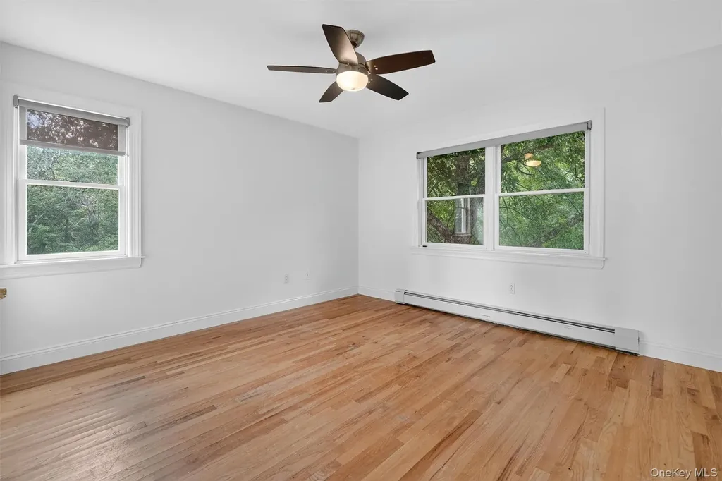 10 Soluri Lane Tomkins Cove NY 10986