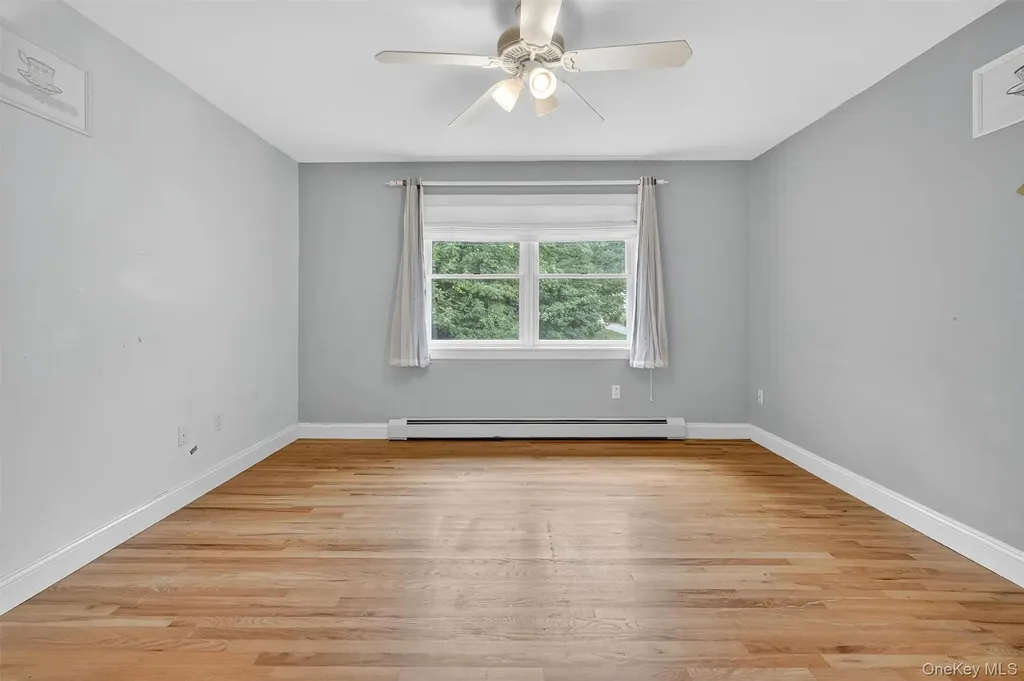10 Soluri Lane Tomkins Cove NY 10986