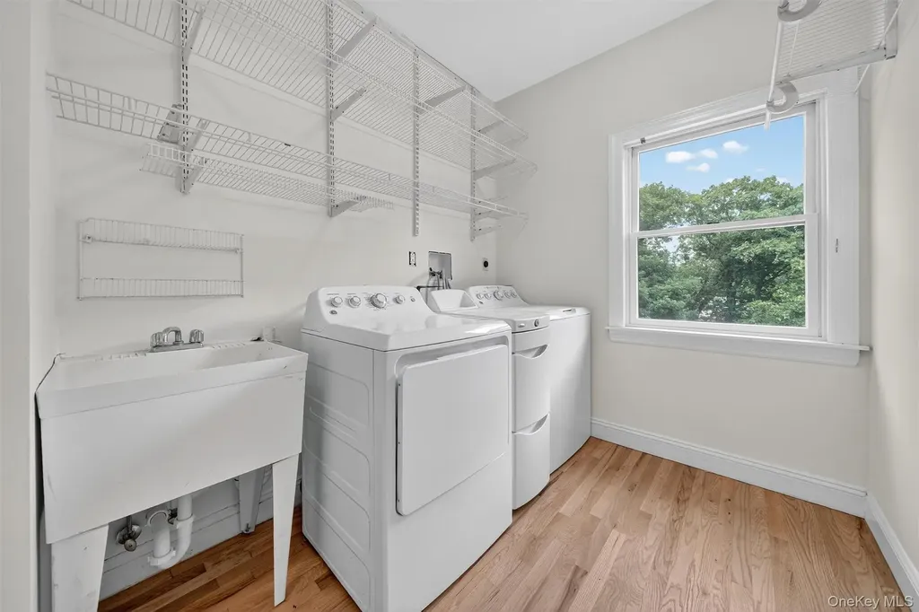 10 Soluri Lane Tomkins Cove NY 10986