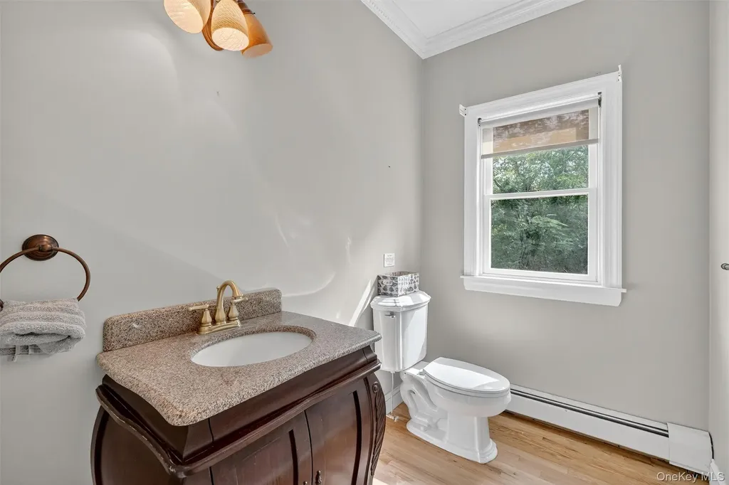 10 Soluri Lane Tomkins Cove NY 10986