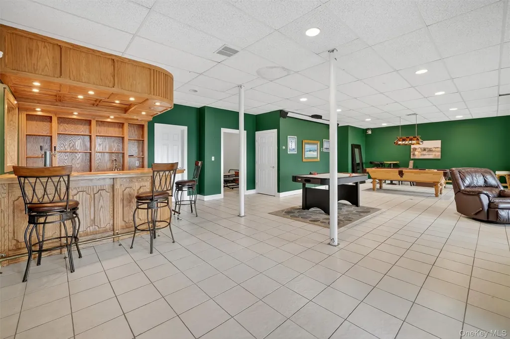 10 Soluri Lane Tomkins Cove NY 10986