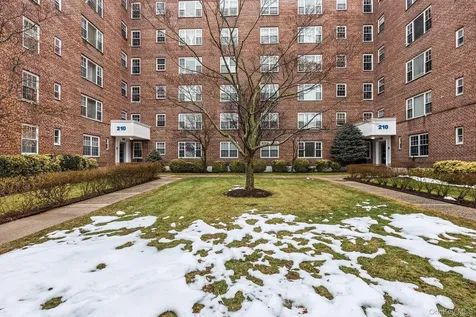 210 Pelham Road New Rochelle NY 10805