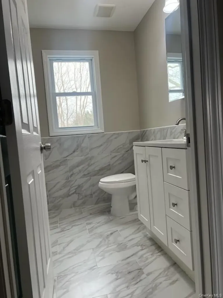 118 Patchogue-yaphank Road East Patchogue NY 11772