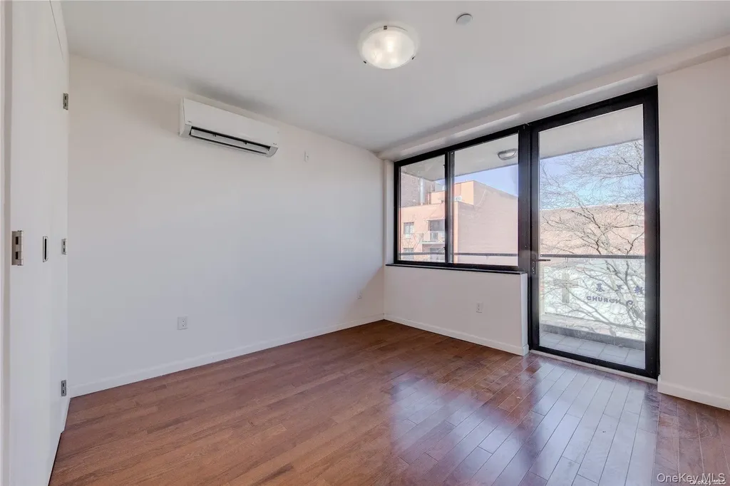 13646 41st Avenue Flushing NY 11355
