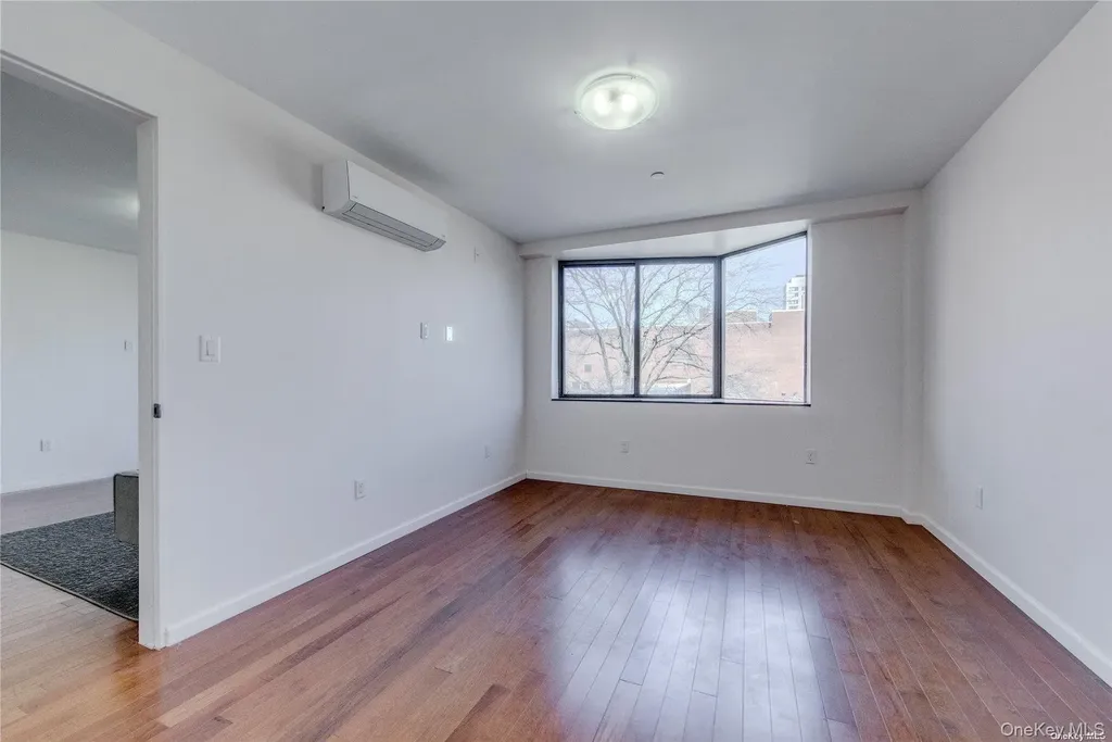13646 41st Avenue Flushing NY 11355