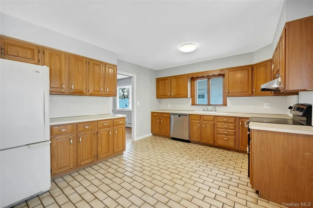 812 Halstead Avenue Mamaroneck NY 10543