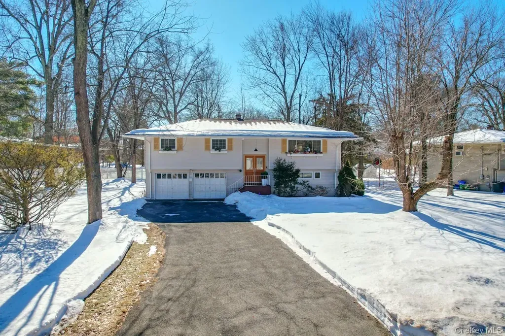 13 Mirror Lake Road Spring Valley NY 10977