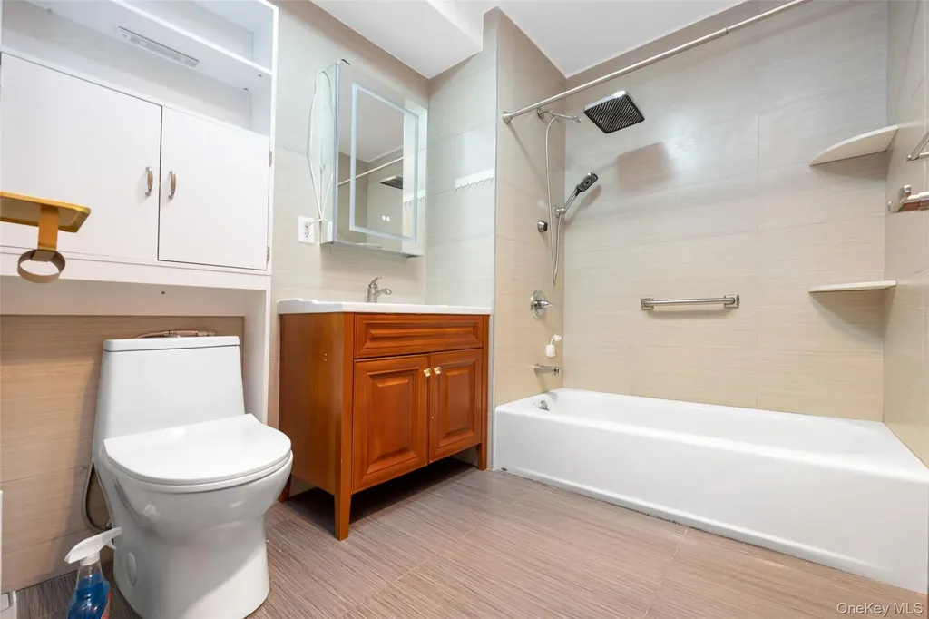 144-69 Barclay Avenue Flushing NY 11355