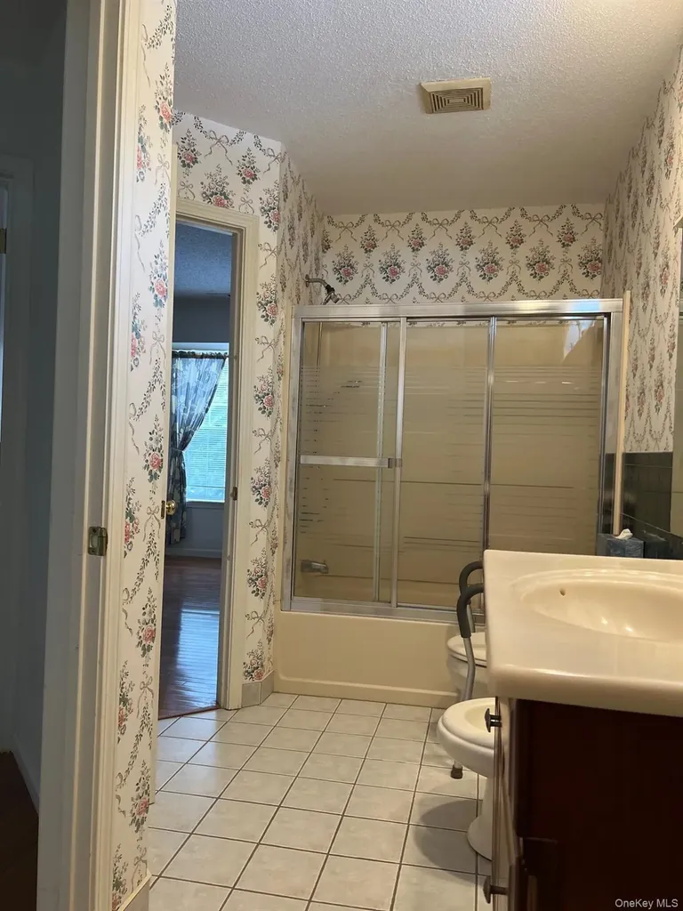 508 Somerset Court Fishkill NY 12524