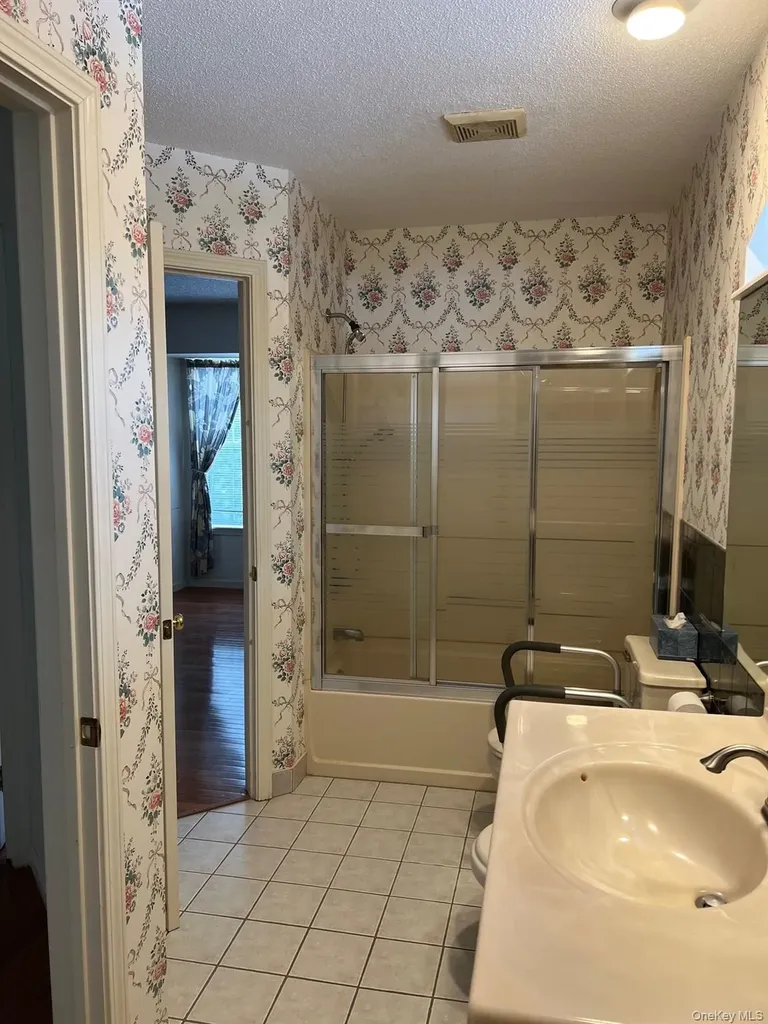 508 Somerset Court Fishkill NY 12524