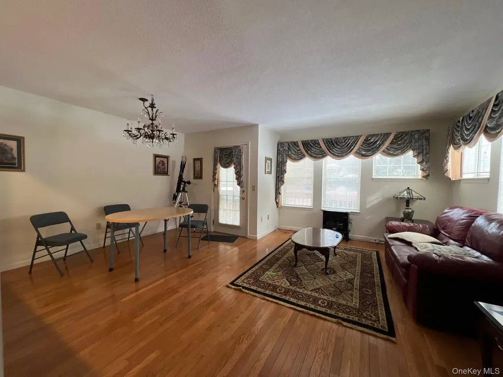 508 Somerset Court Fishkill NY 12524