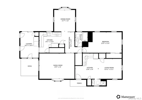 9 Barnes Road Manorville NY 11949