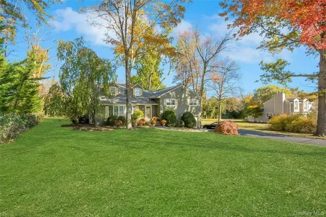 3 Birchbrook Drive Valhalla NY 10595