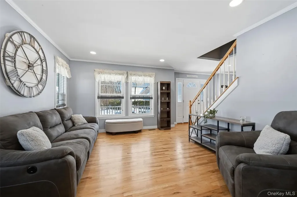 106 Park Avenue Miller Place NY 11764