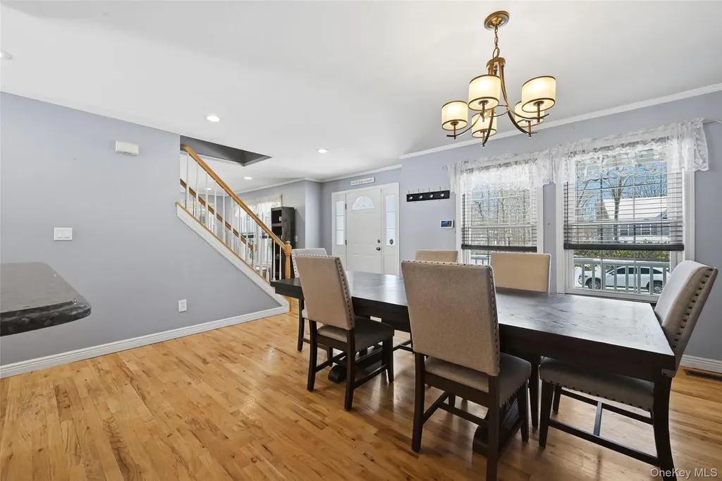 106 Park Avenue Miller Place NY 11764