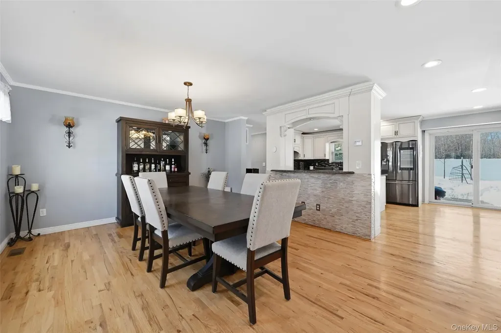 106 Park Avenue Miller Place NY 11764