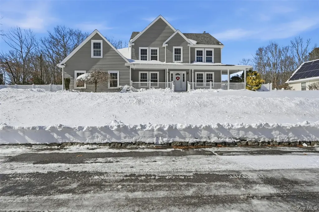 106 Park Avenue Miller Place NY 11764
