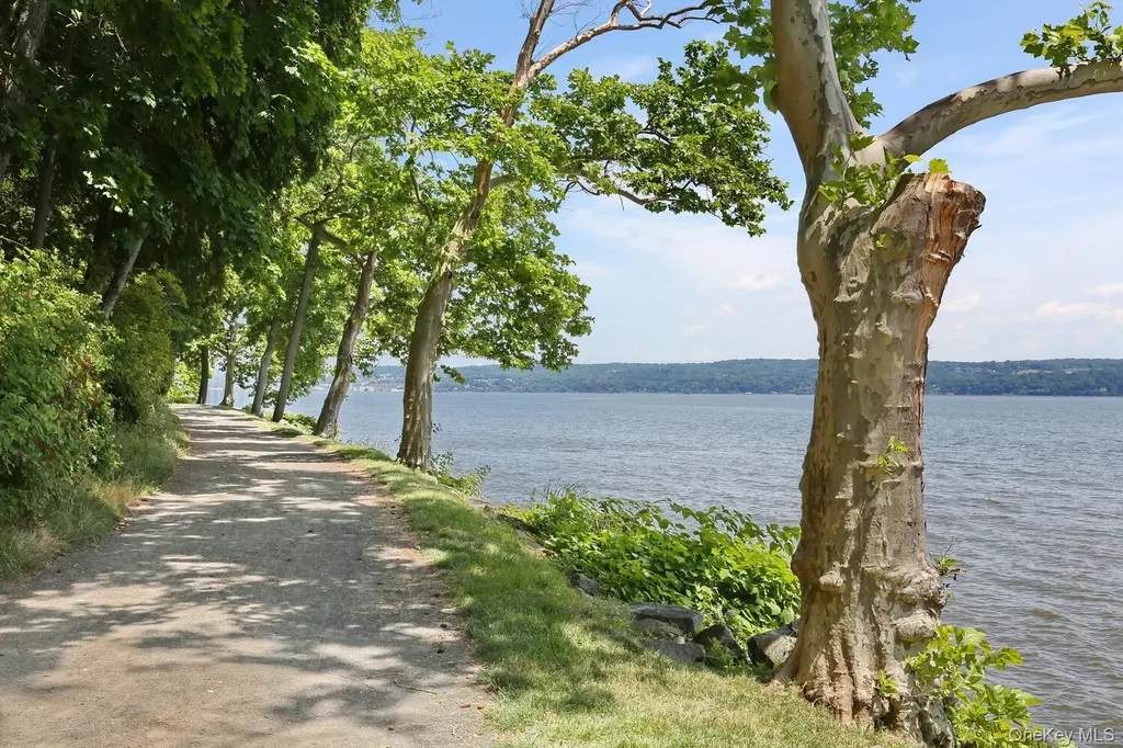 103 Route 59 Nyack NY 10960