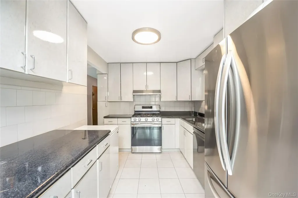 7159 58th Road Maspeth NY 11378