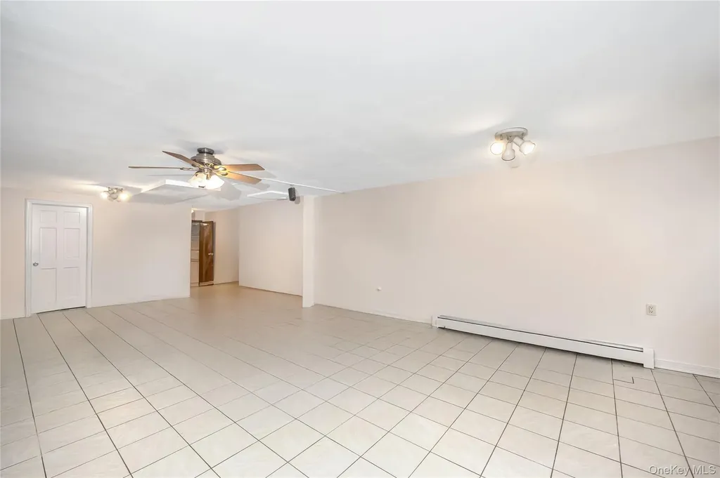 7159 58th Road Maspeth NY 11378