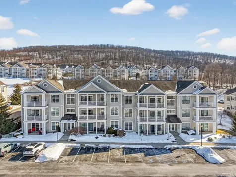 1317 Saratoga Lane Fishkill NY 12524