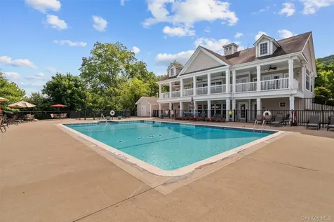 1317 Saratoga Lane Fishkill NY 12524