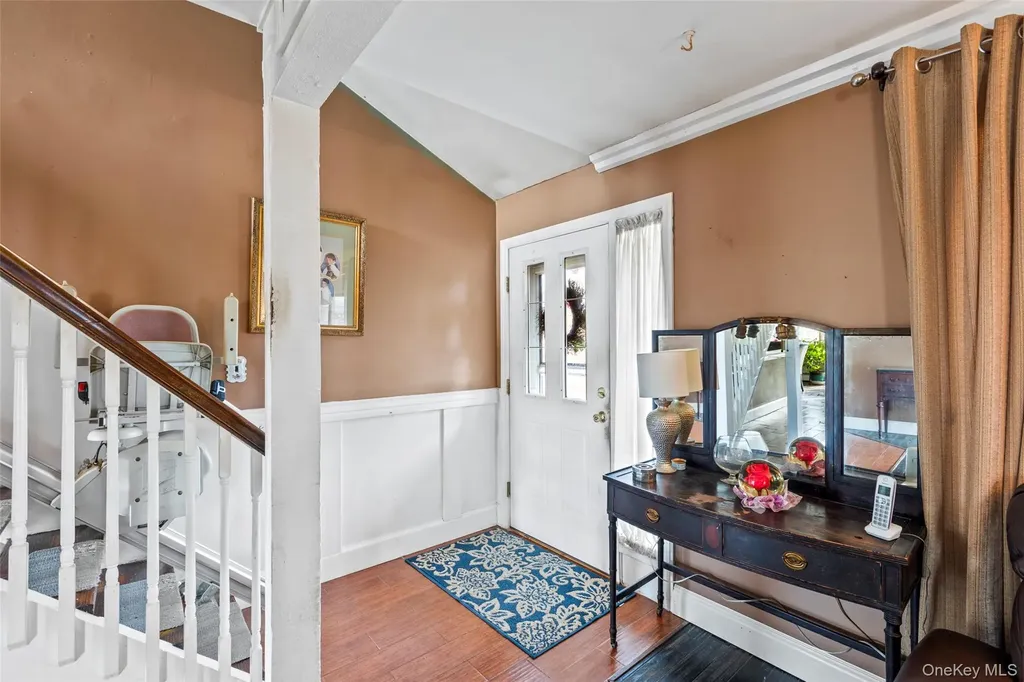 40 Mercury Avenue East Patchogue NY 11772