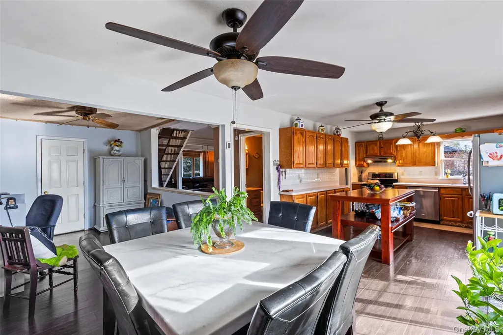 40 Mercury Avenue East Patchogue NY 11772