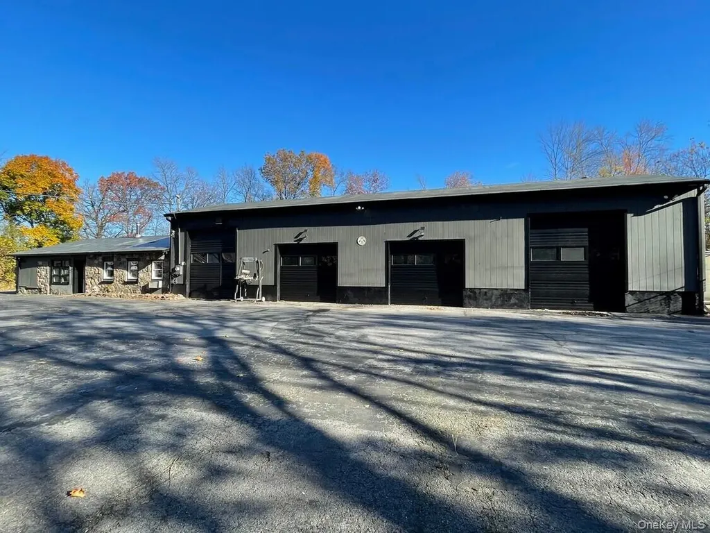 53 Estrada Road Central Valley NY 10917