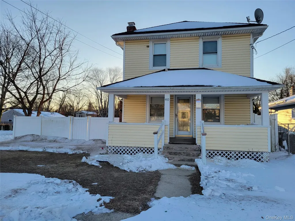 40 Belford Avenue Bay Shore NY 11706