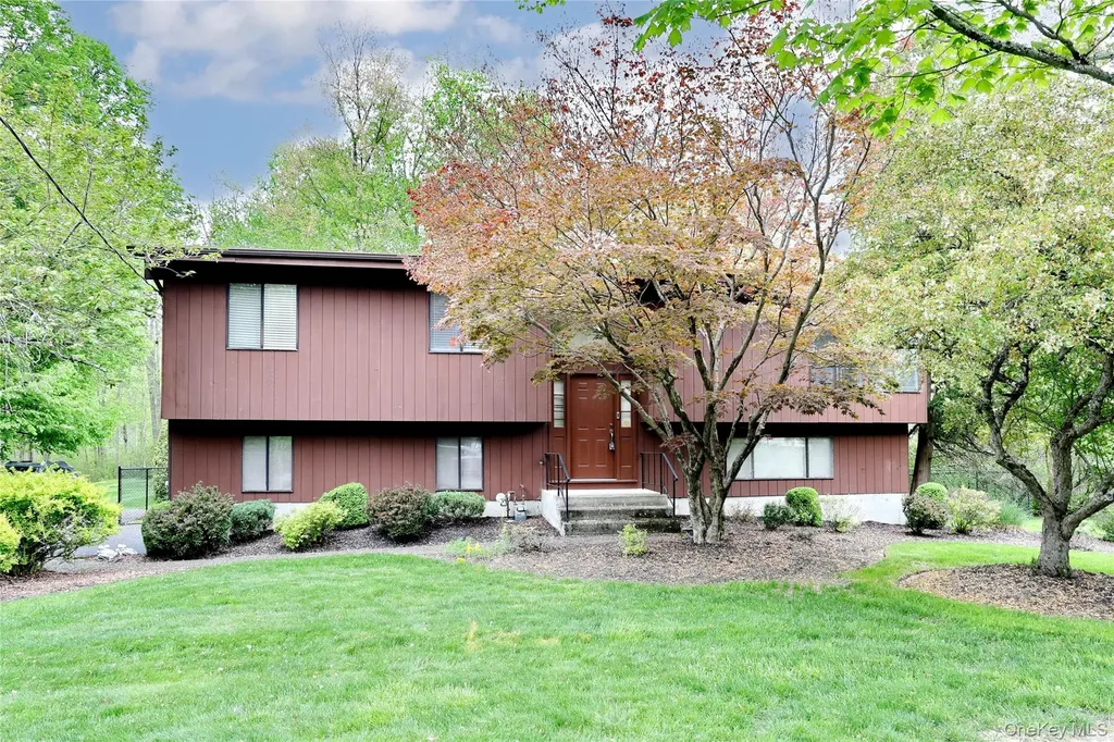 47 Camp Hill Road Pomona NY 10970