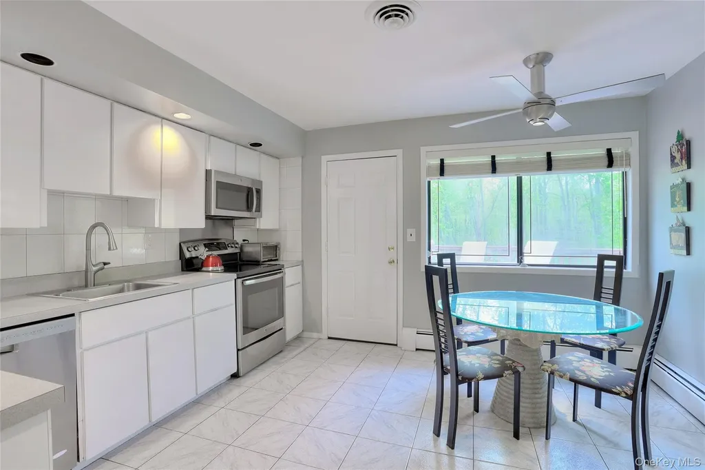 47 Camp Hill Road Pomona NY 10970