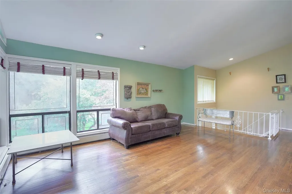 47 Camp Hill Road Pomona NY 10970
