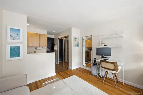 451 West 22nd Street New York (manhattan) NY 10011