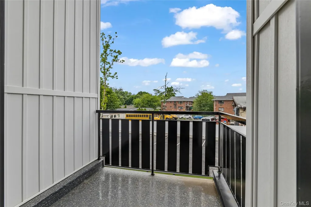 17 Union Road Spring Valley NY 10977