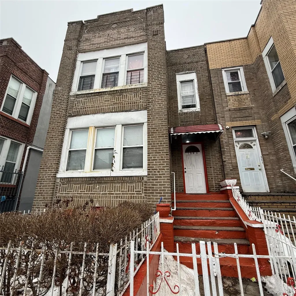 1235 Ward Avenue Bronx NY 10472